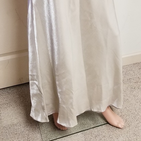 Stunning Mother of Bride Dress - Picture 7 of 8